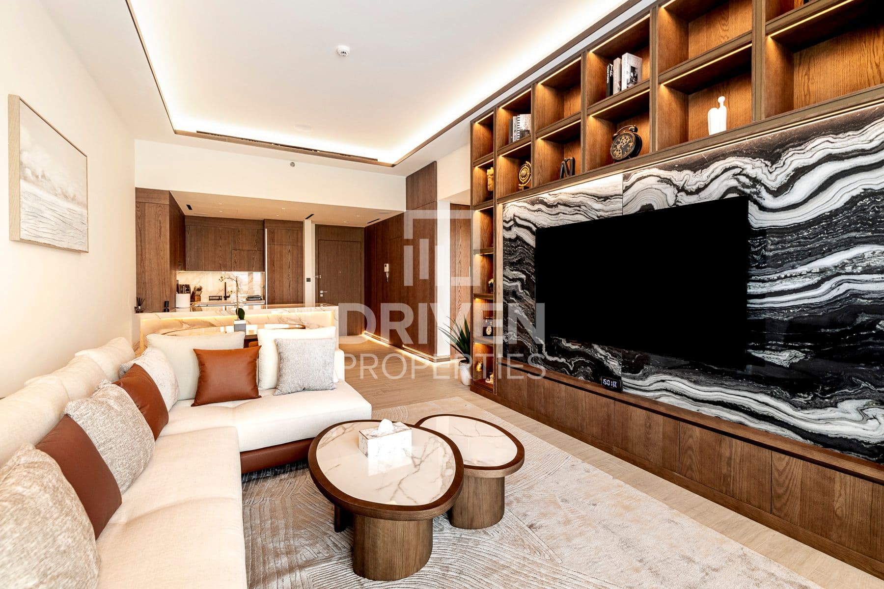 Canal Front Residence 5