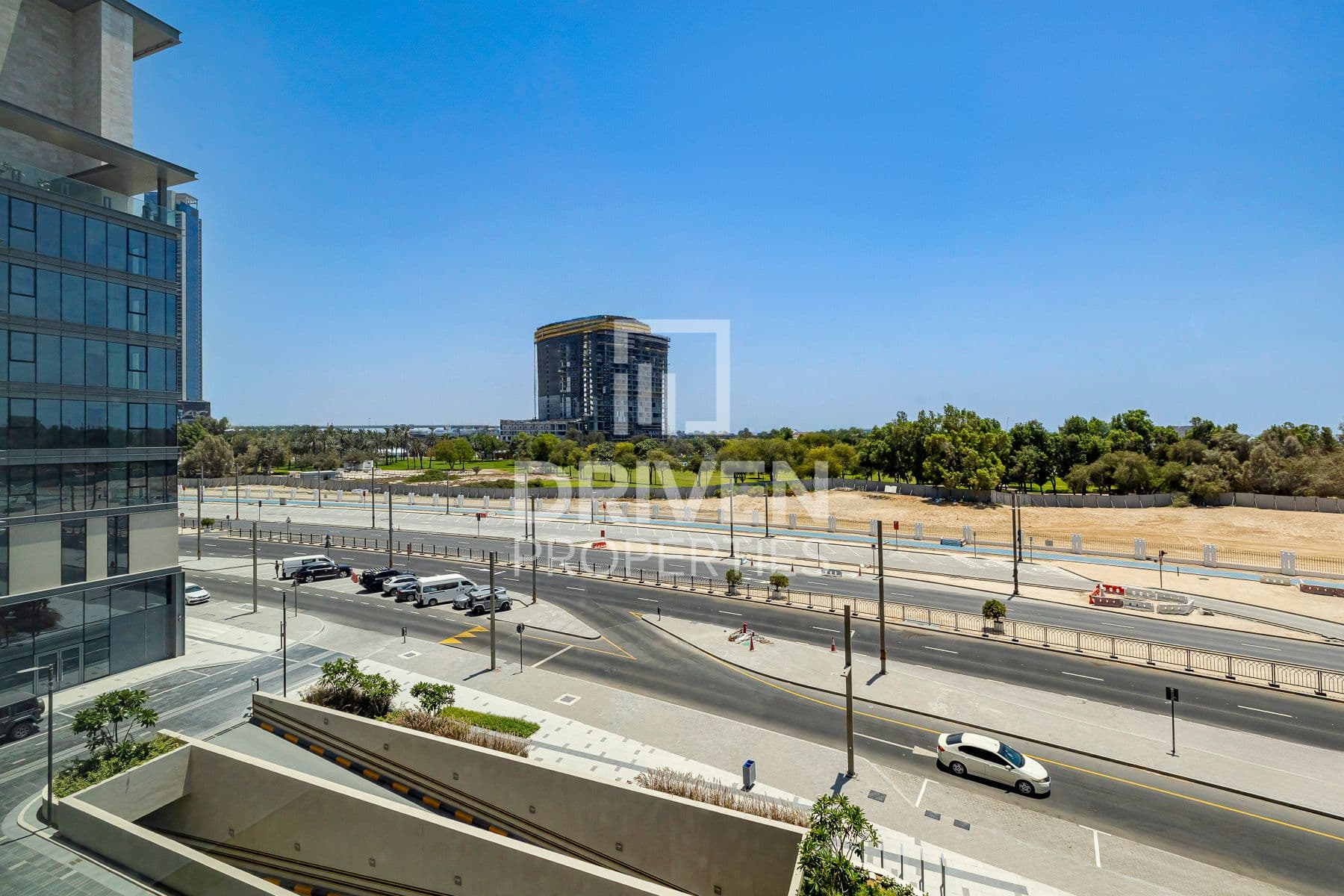 Canal Front Residence 7