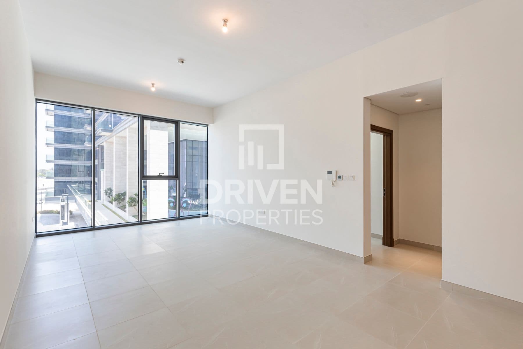 Canal Front Residence 7