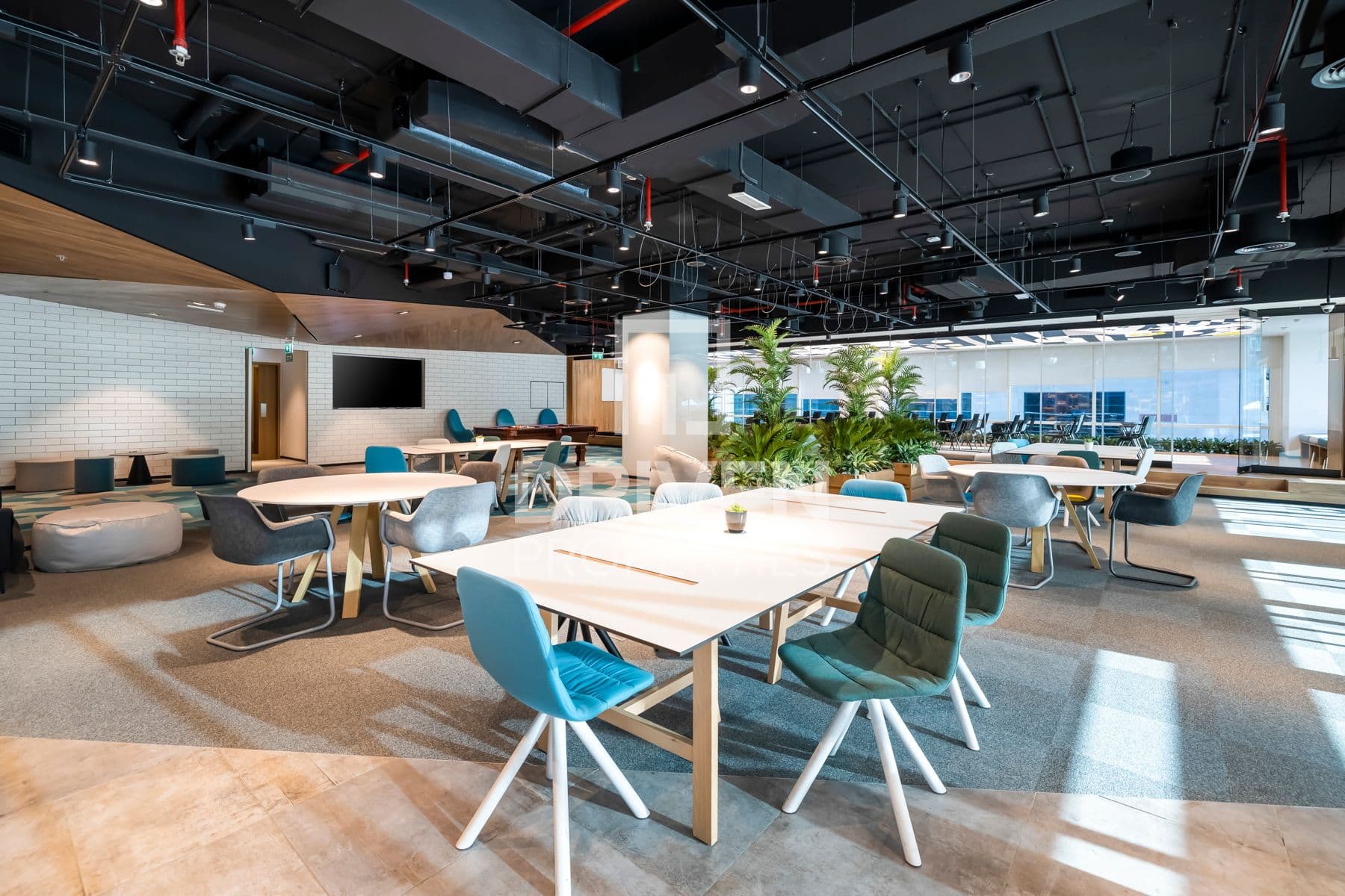 Bay Square Building 4