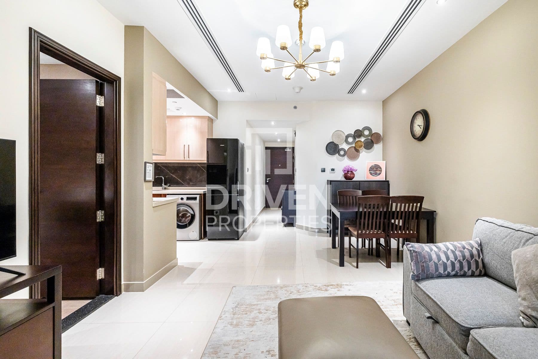 Elite Downtown Residence