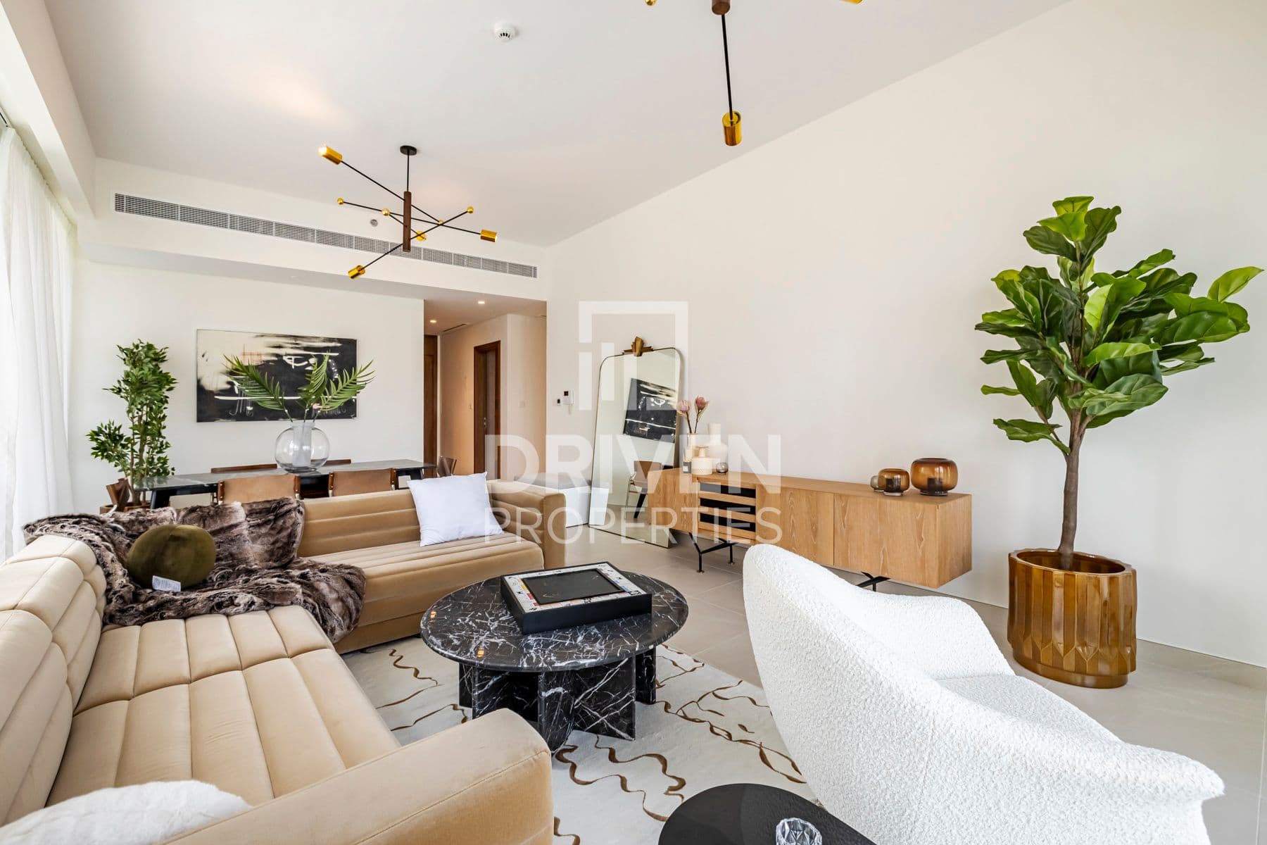 Canal Front Residence 5