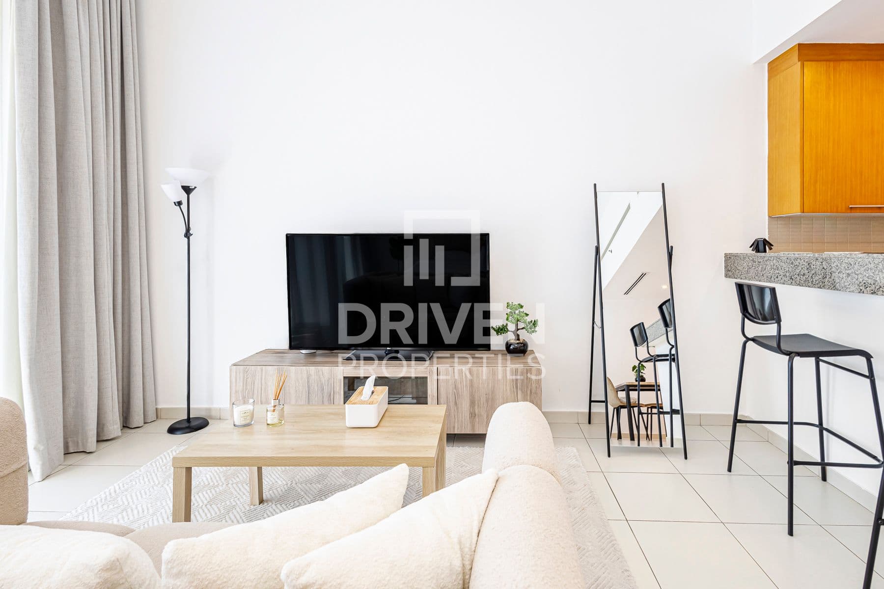 Bay Square Building 9