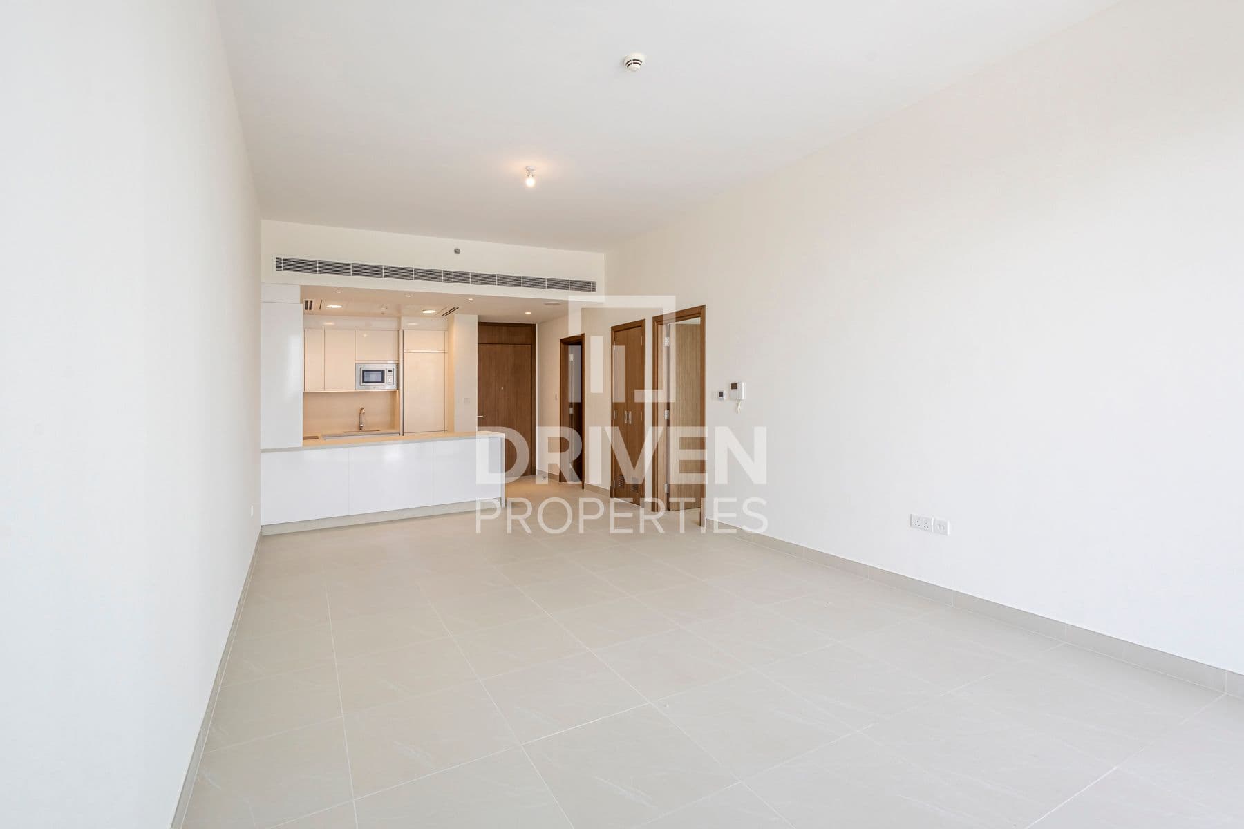 Canal Front Residence 8