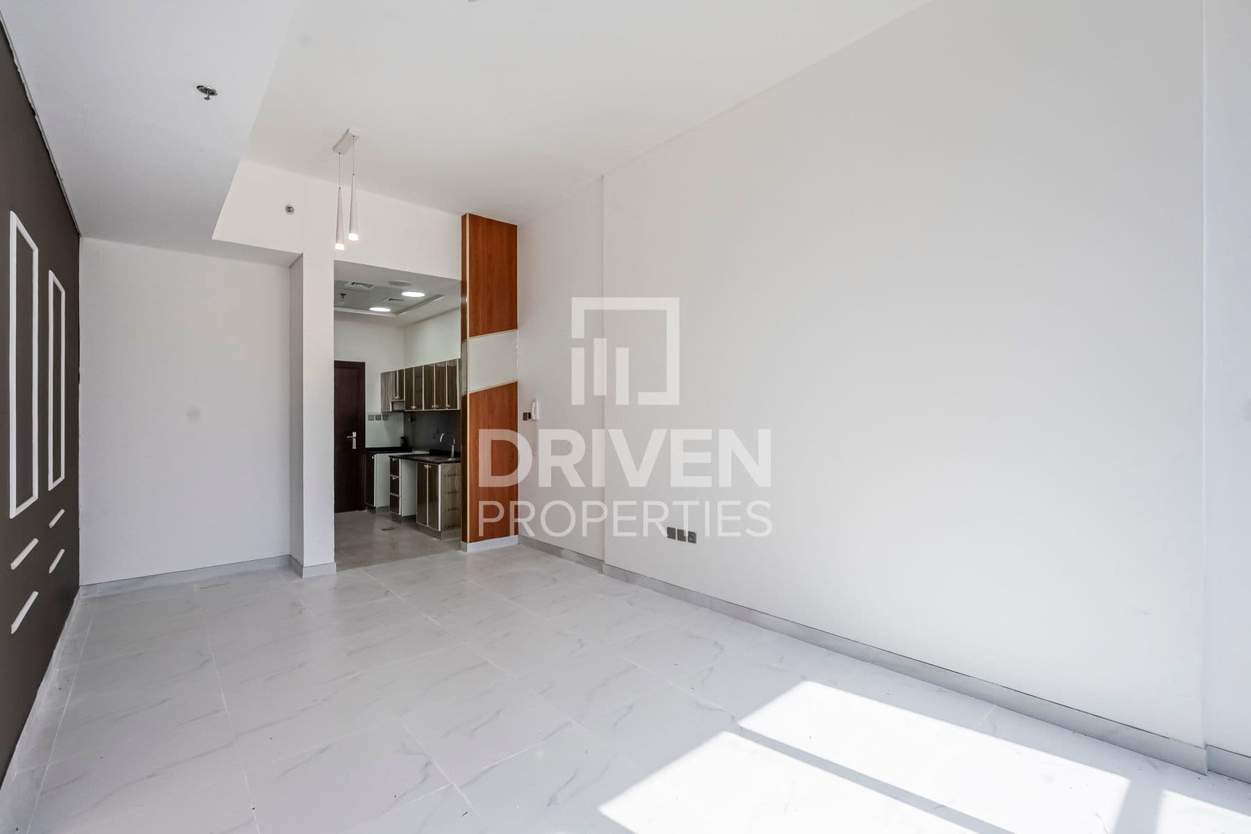 National Bonds Residence