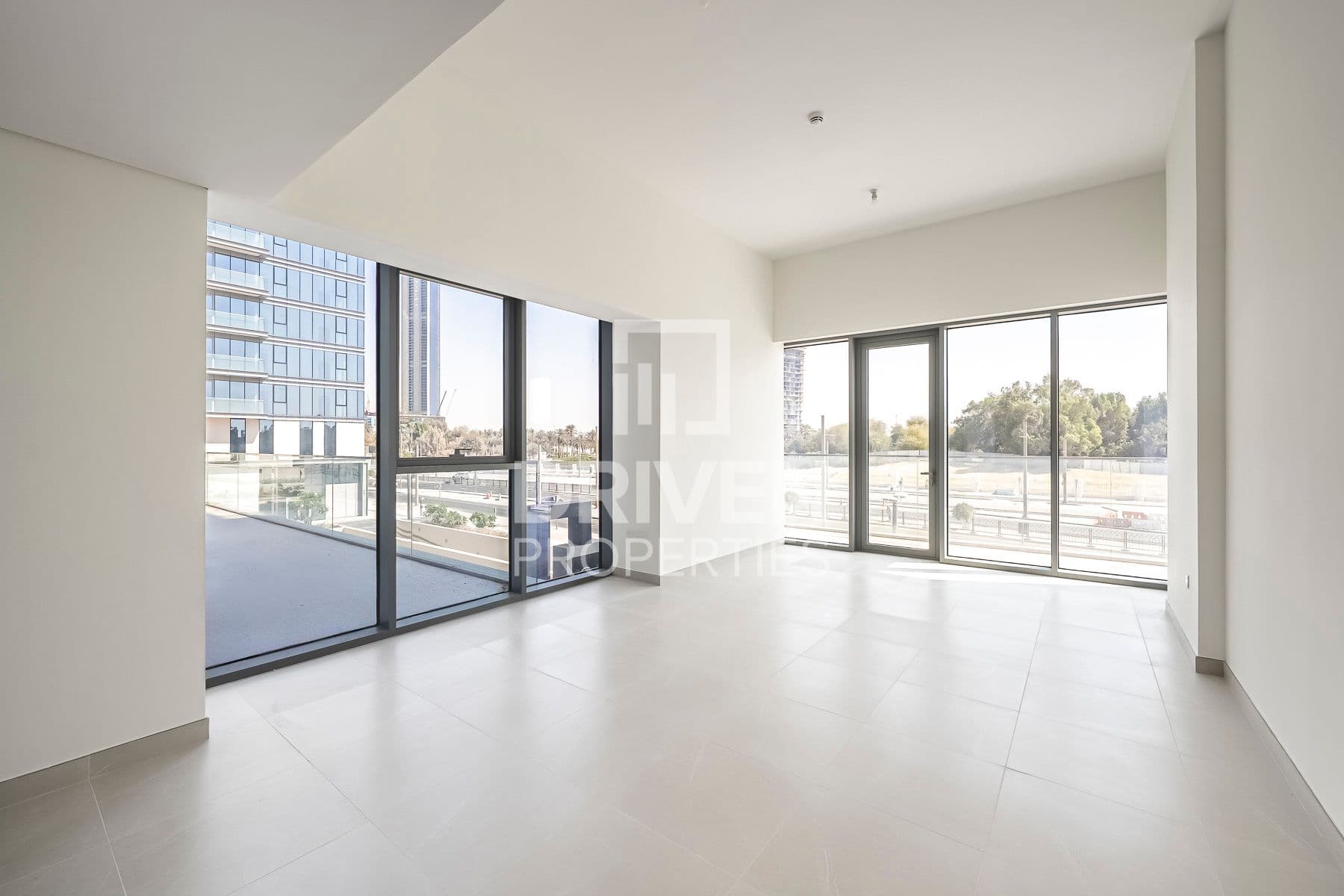 Canal Front Residence 7