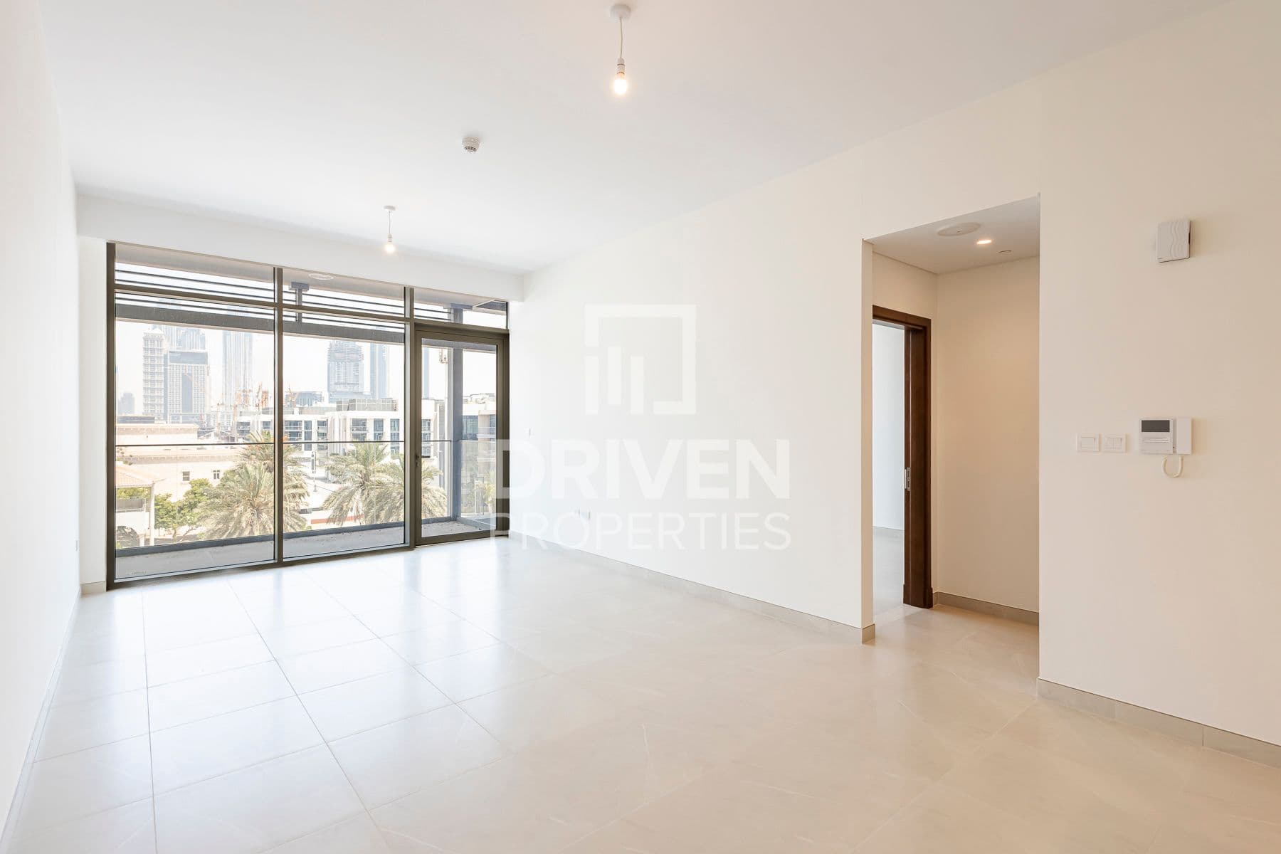 Canal Front Residence 4