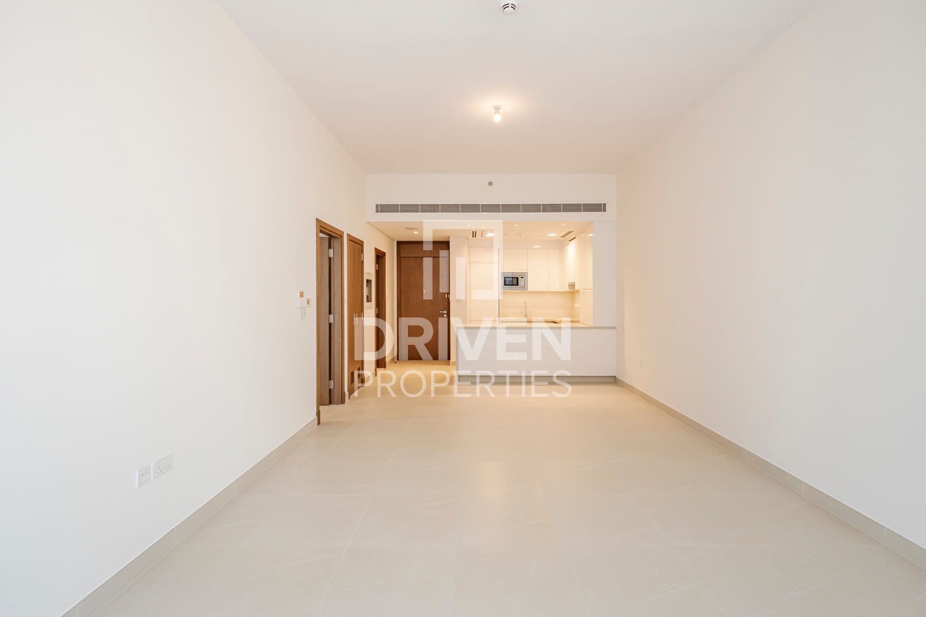 Canal Front Residence 7