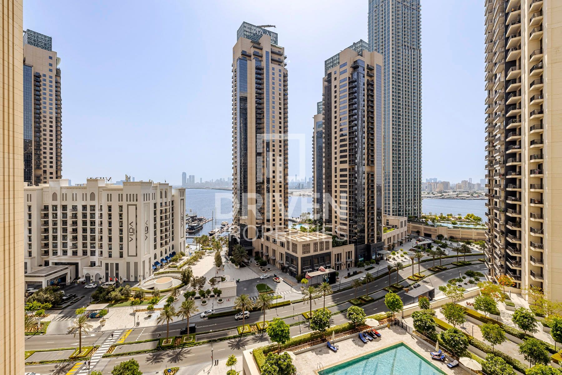 Creek Horizon Tower 1