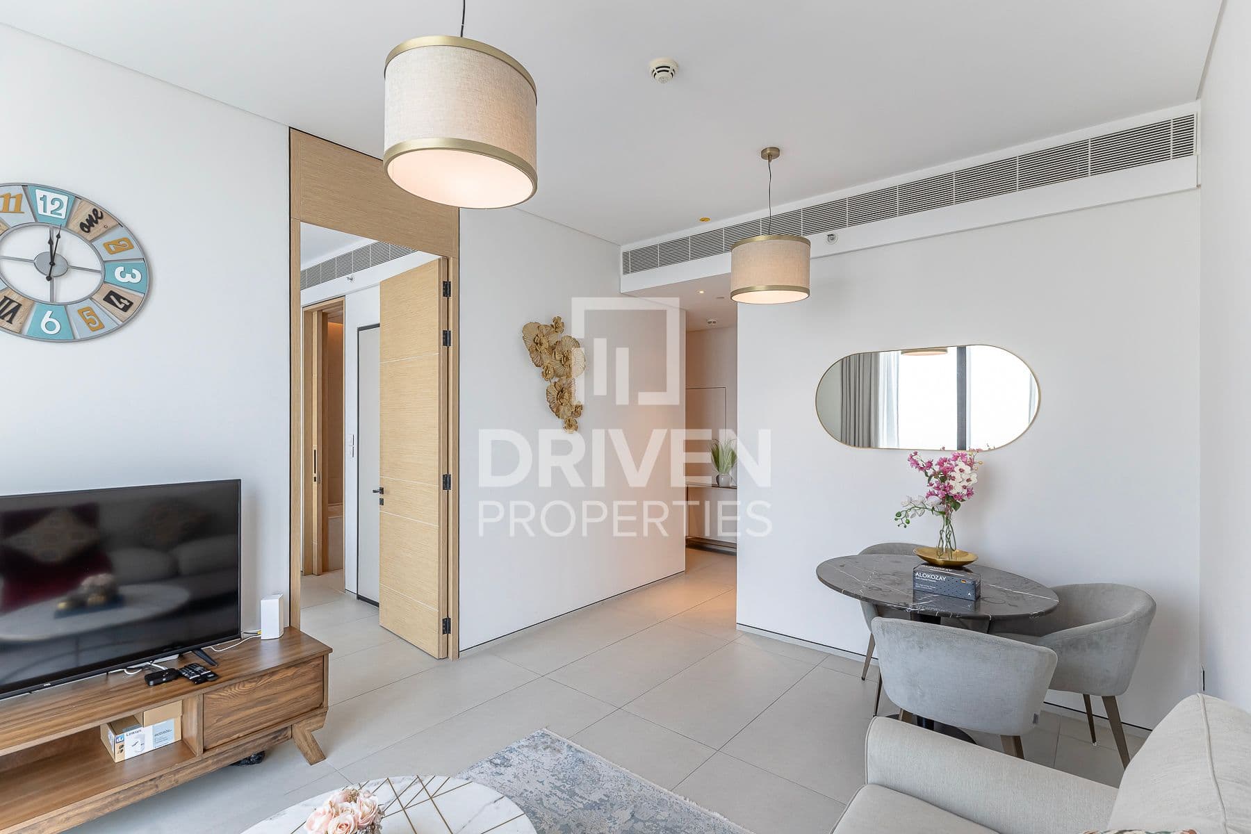 Jumeirah Gate Tower 1