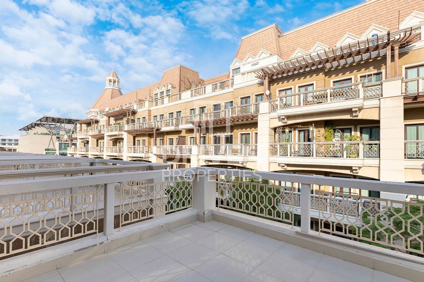 Le Grand Chateau Villas