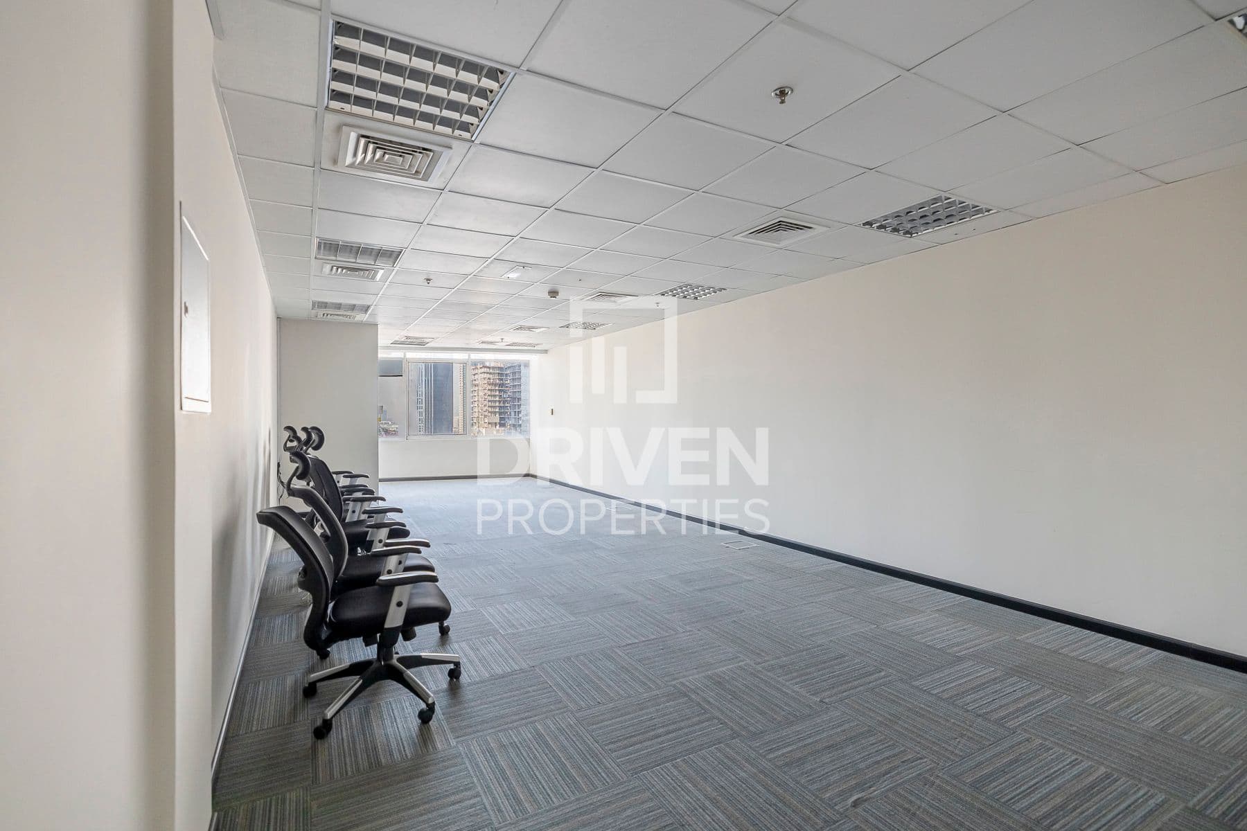 Mazaya Business Avenue AA1