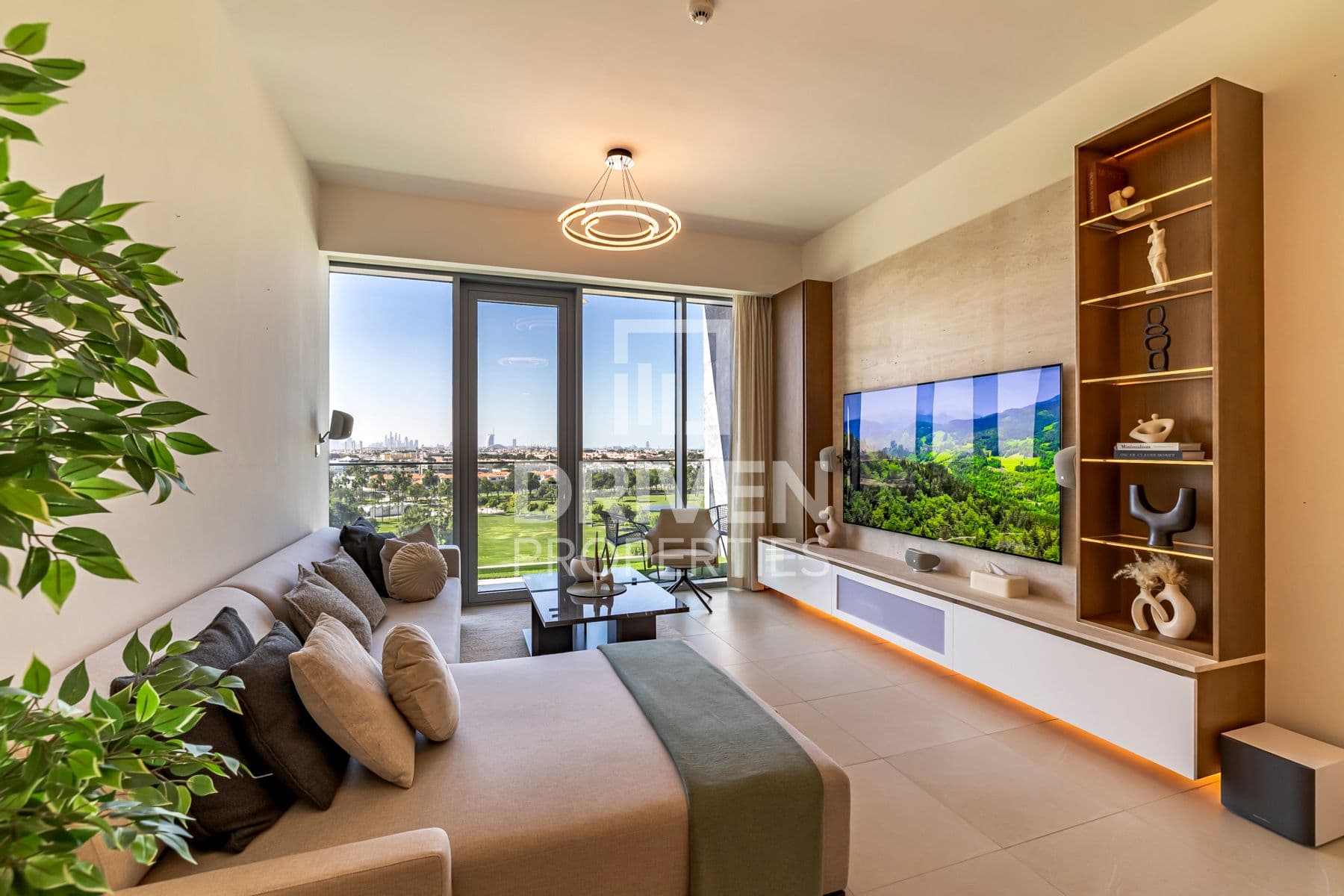 Canal Front Residence 5