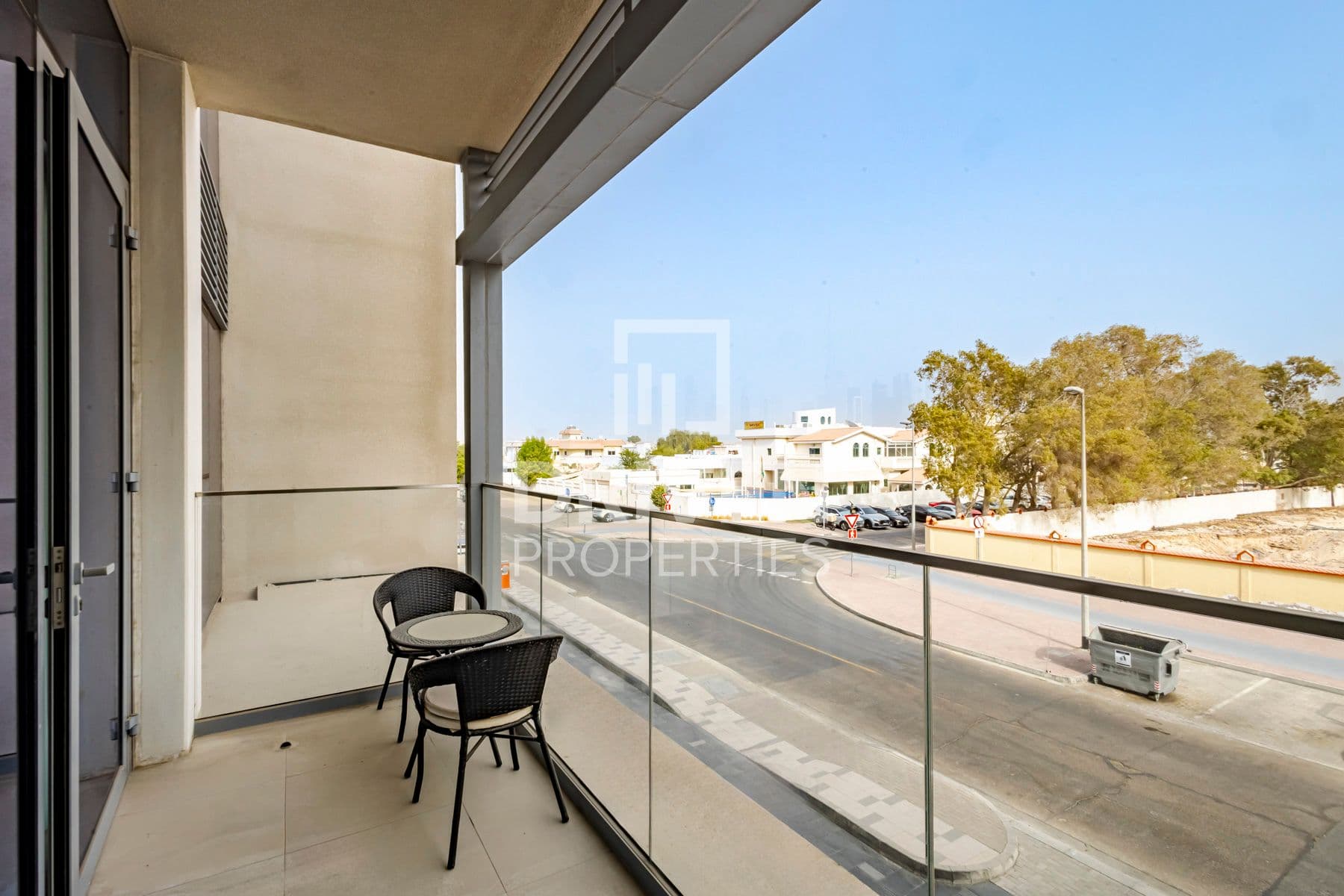 Canal Front Residence 4