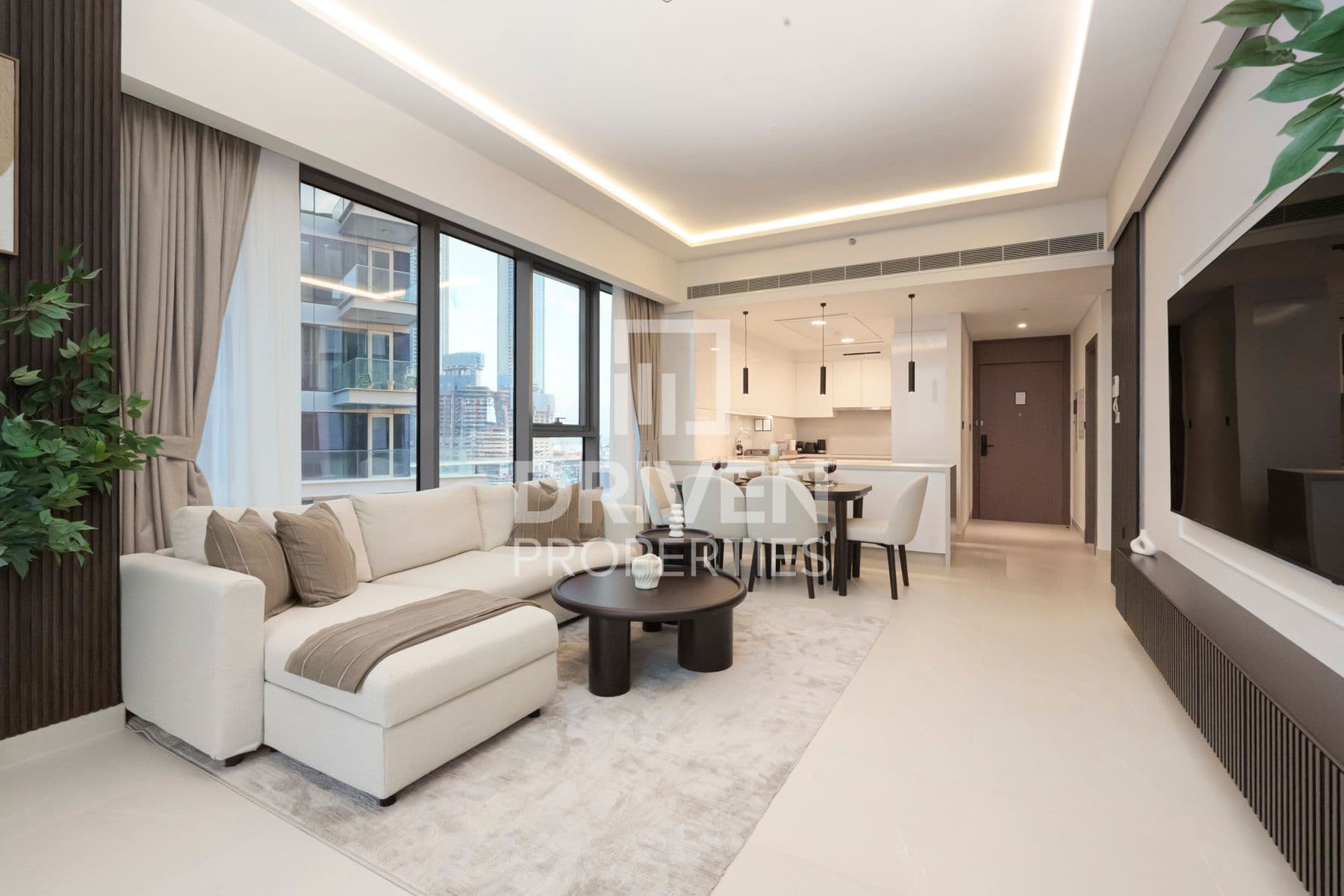 Canal Front Residence 8