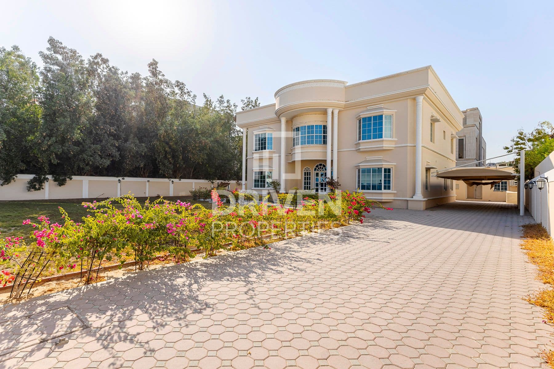 Umm Al Sheif Villas