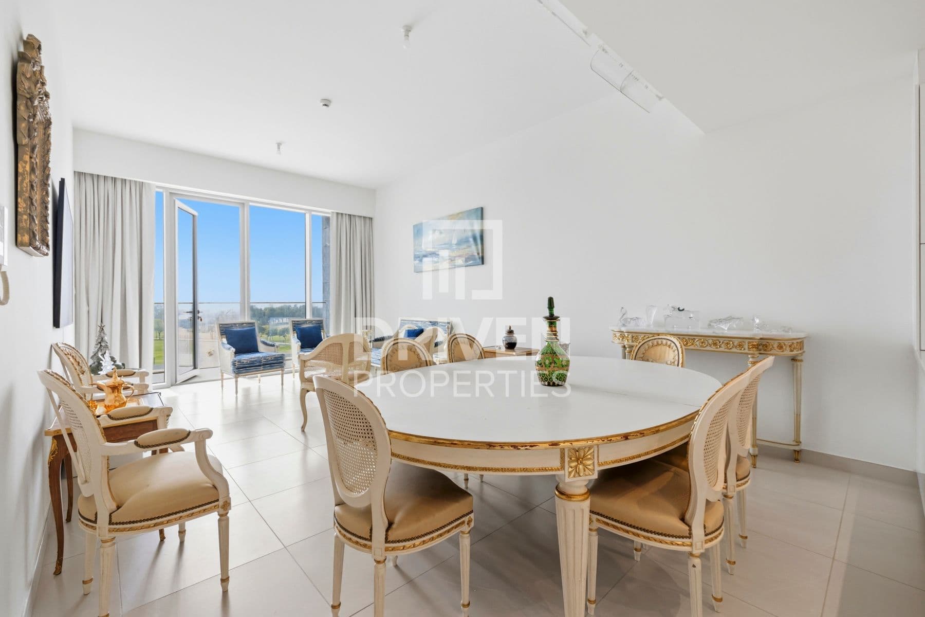 Canal Front Residence 5