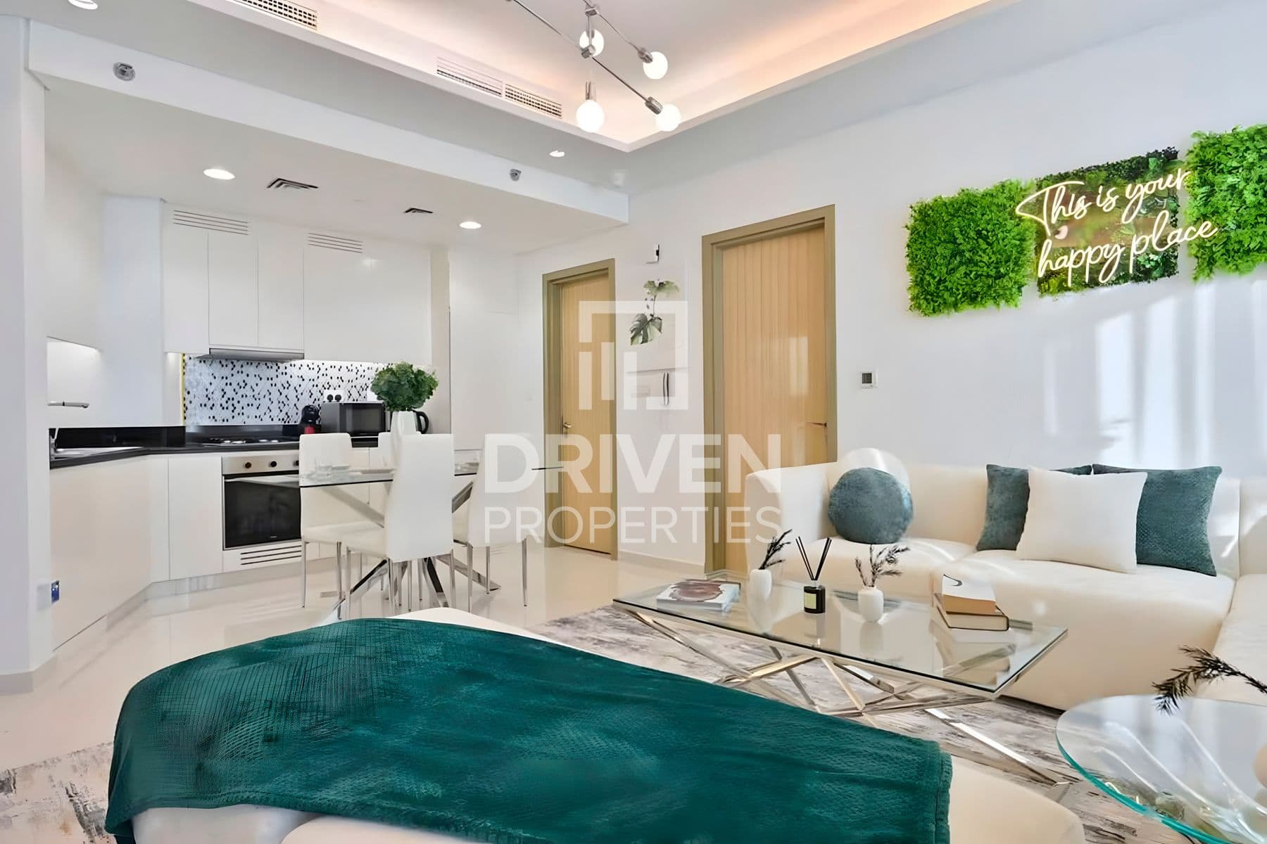 Paramount Tower Hotel and Residences