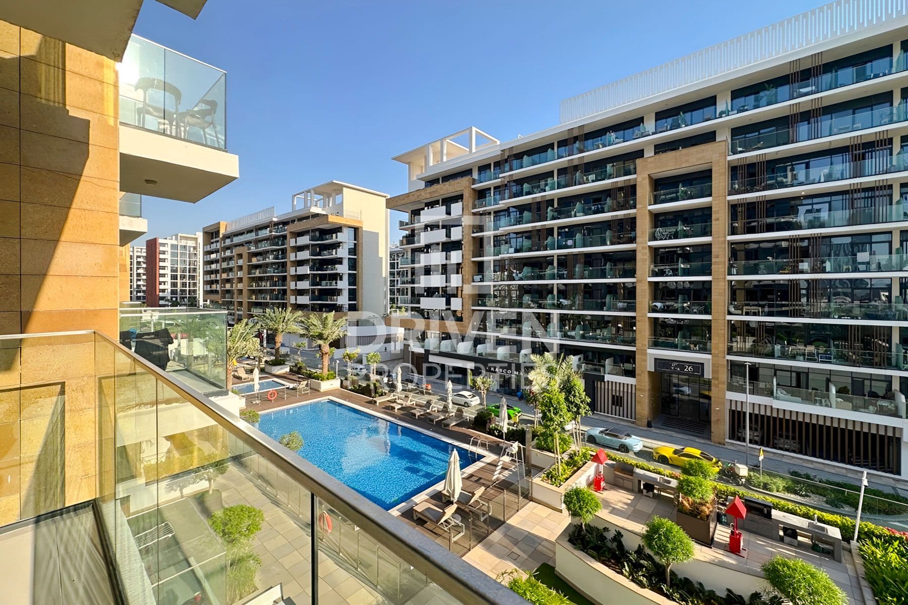 Azizi Riviera 21