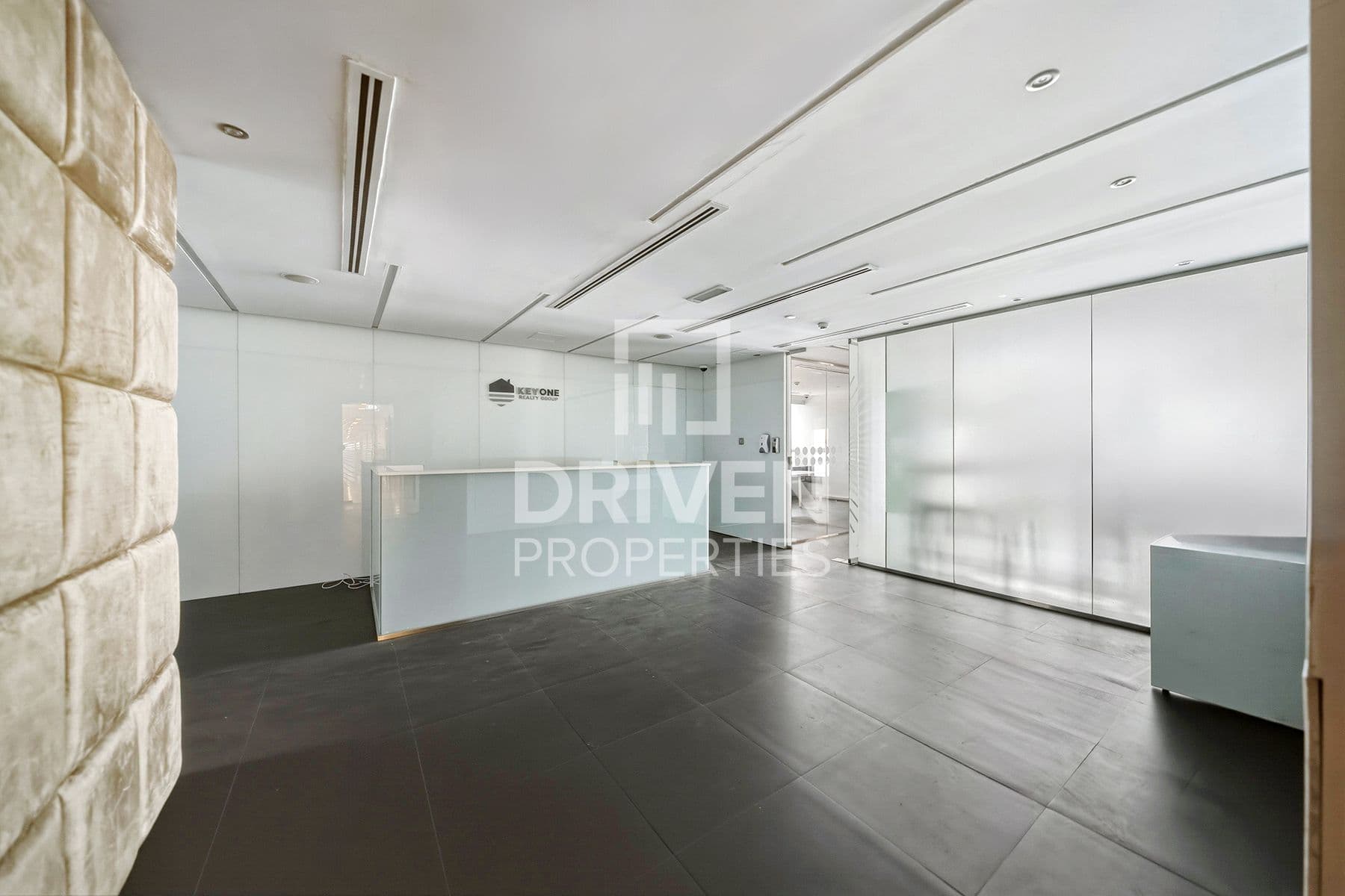 AL Zarouni Business Center