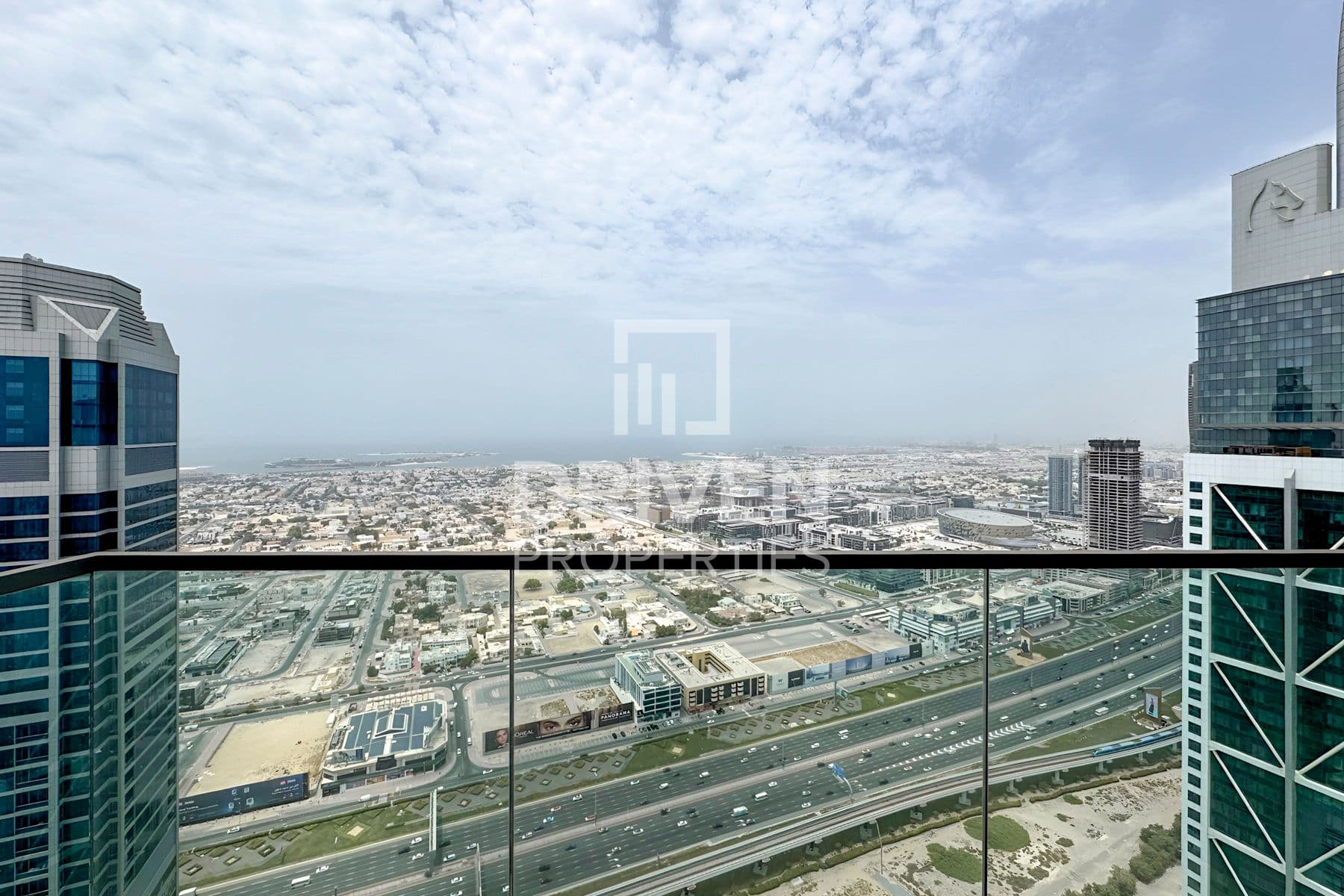 Paramount Tower Hotel and Residences
