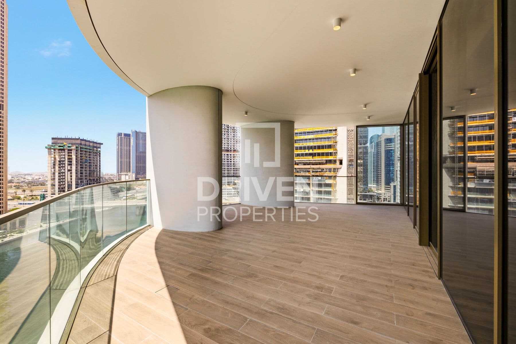 Jumeirah Living Business Bay