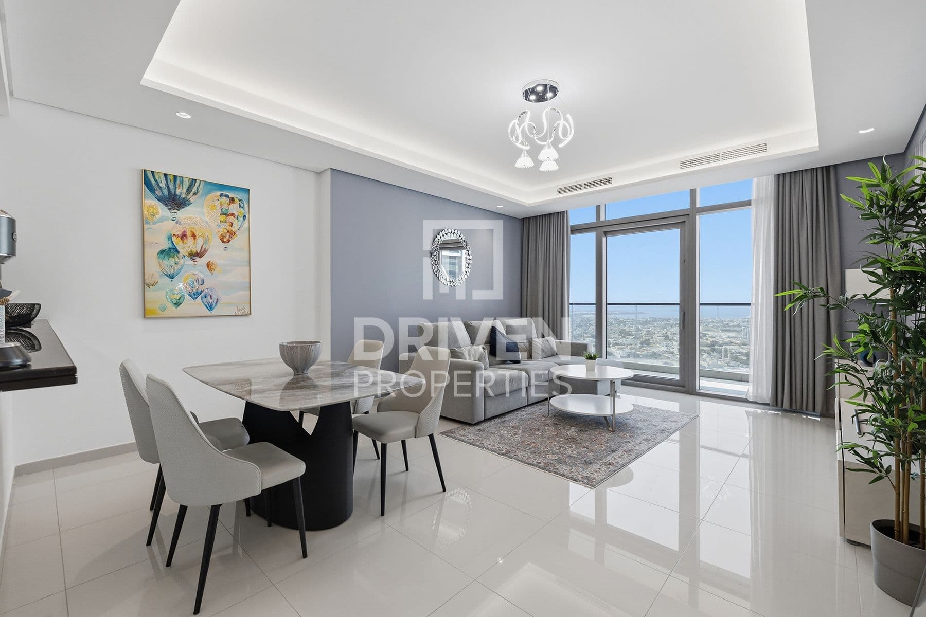 Paramount Tower Hotel and Residences