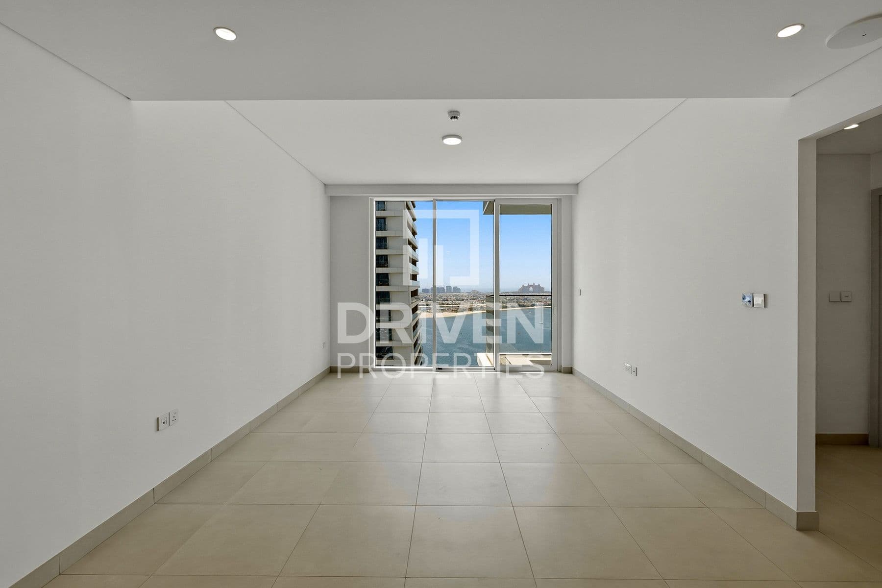Beach Mansion Tower 2