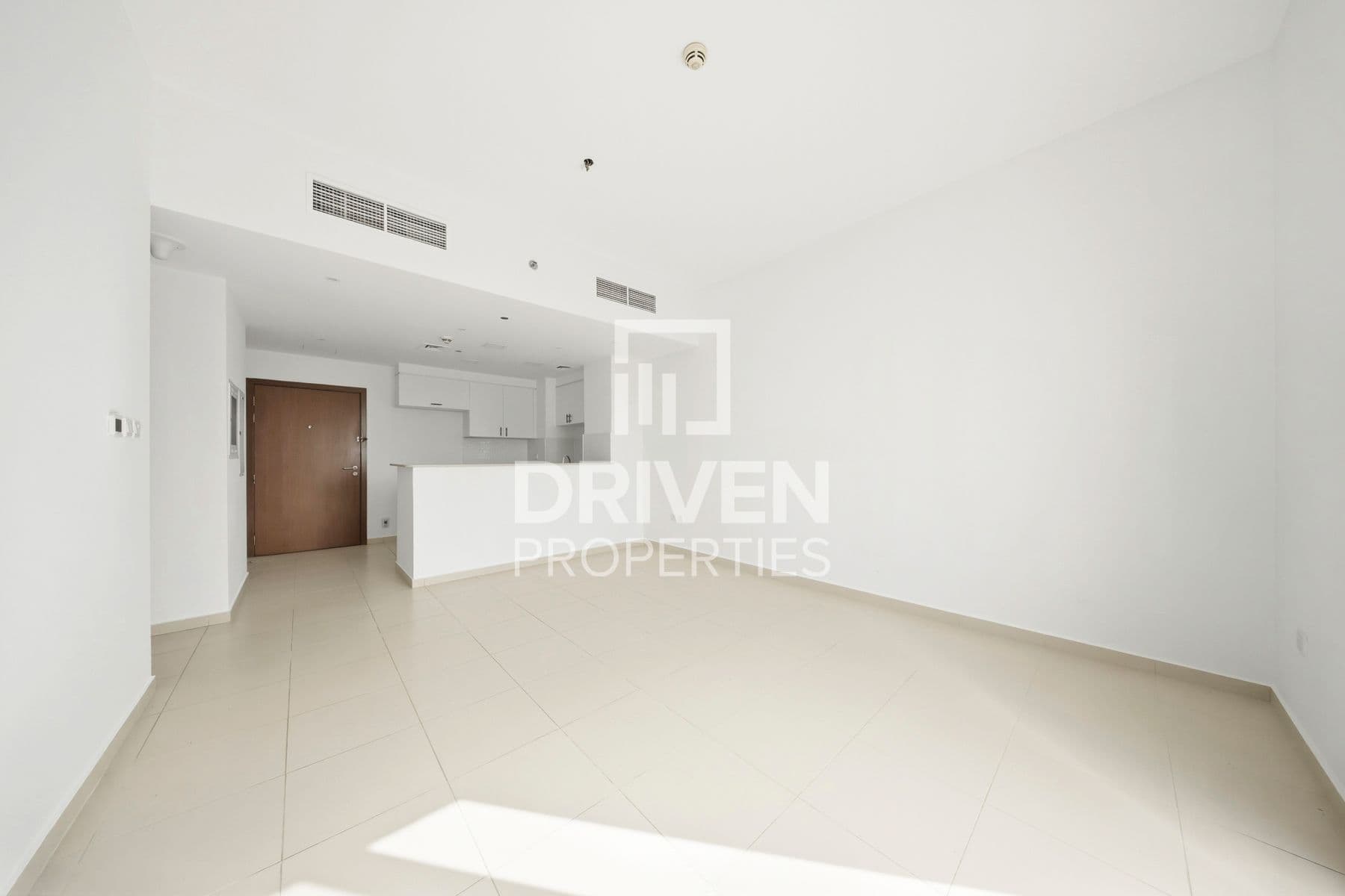 Zahra Breeze Apartments 3A