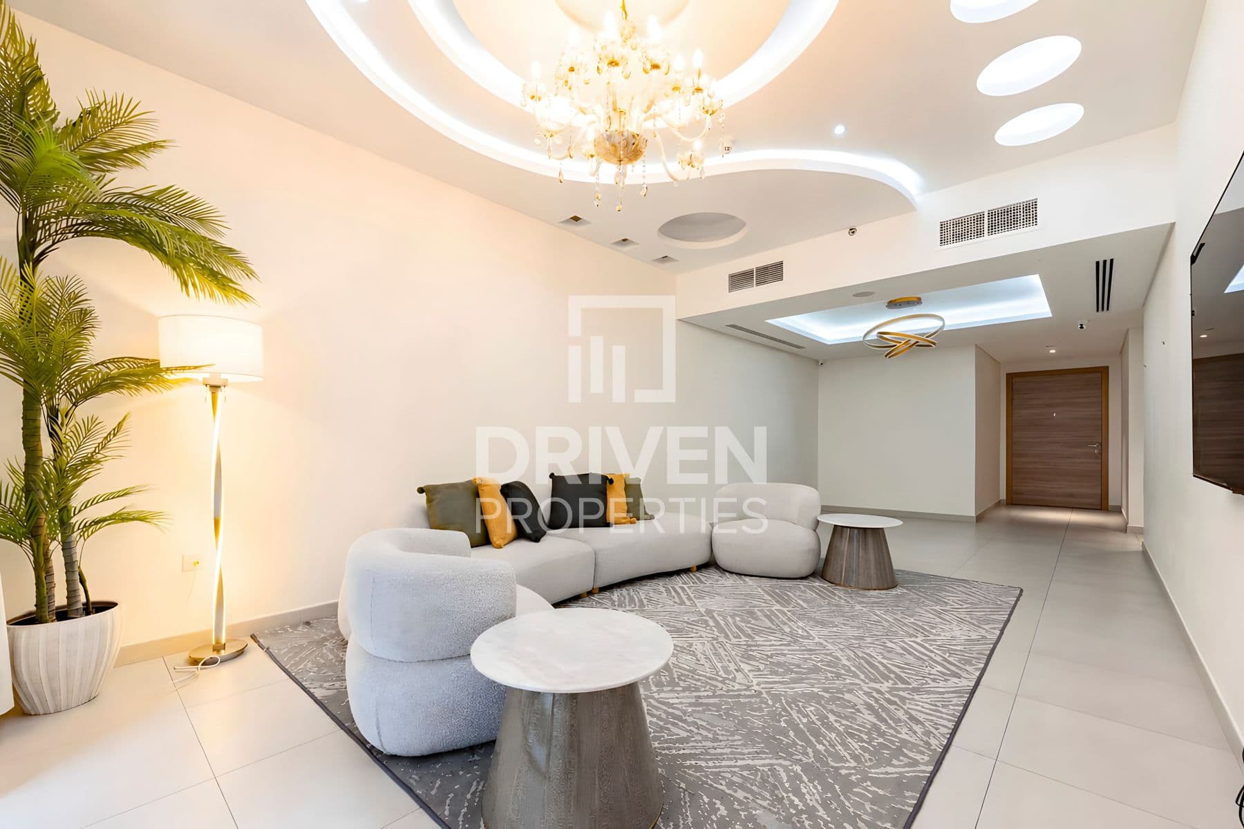 Janayen Avenue