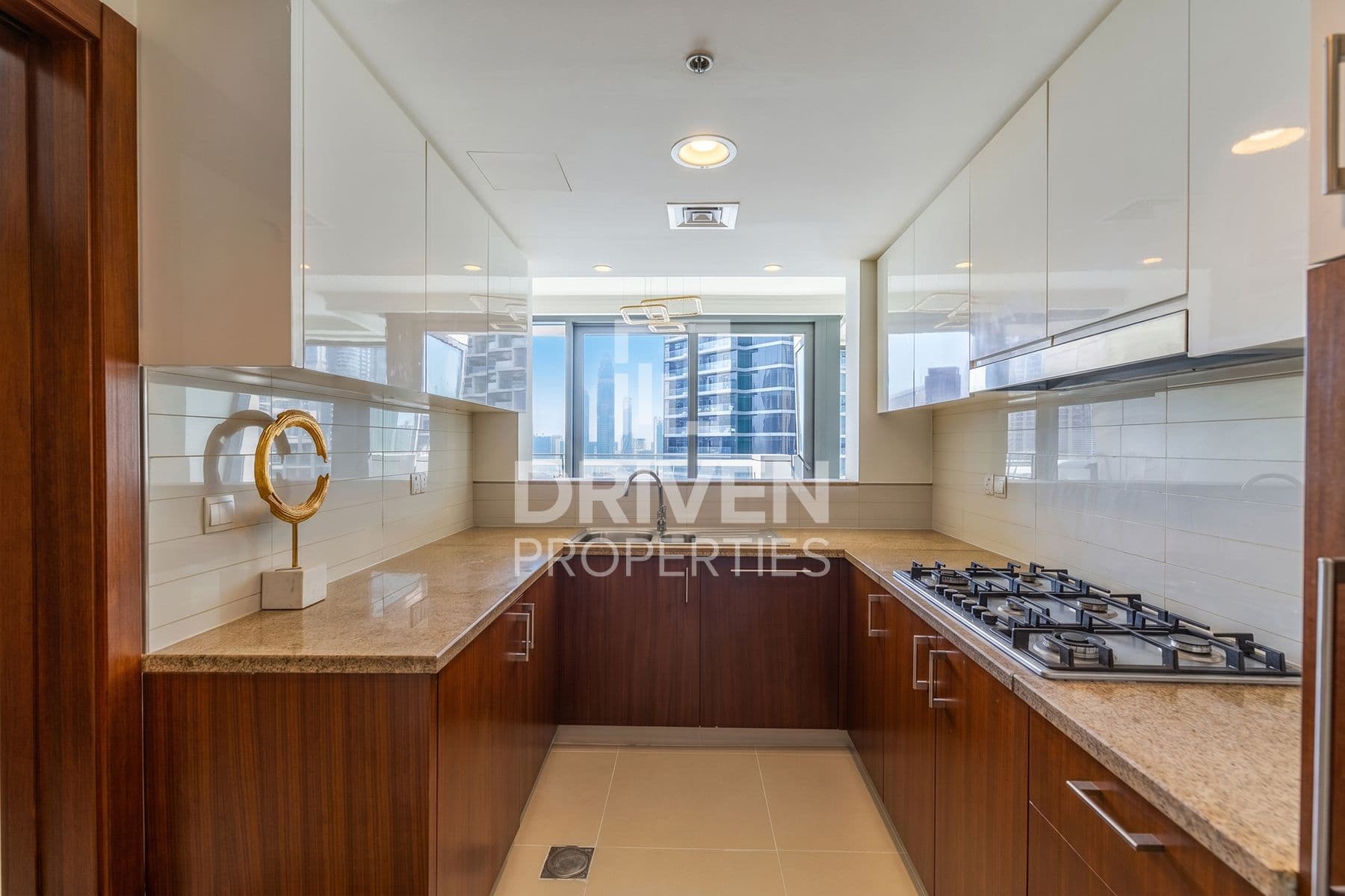 Burj Vista Tower 1