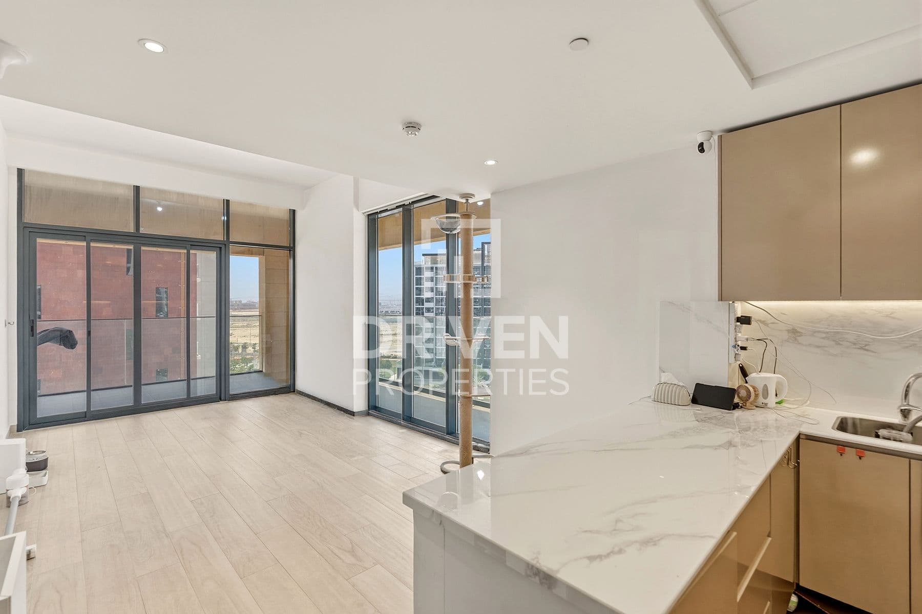 Azizi Riviera 5
