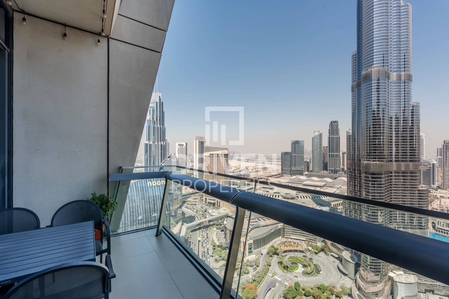 Burj Vista Tower 1