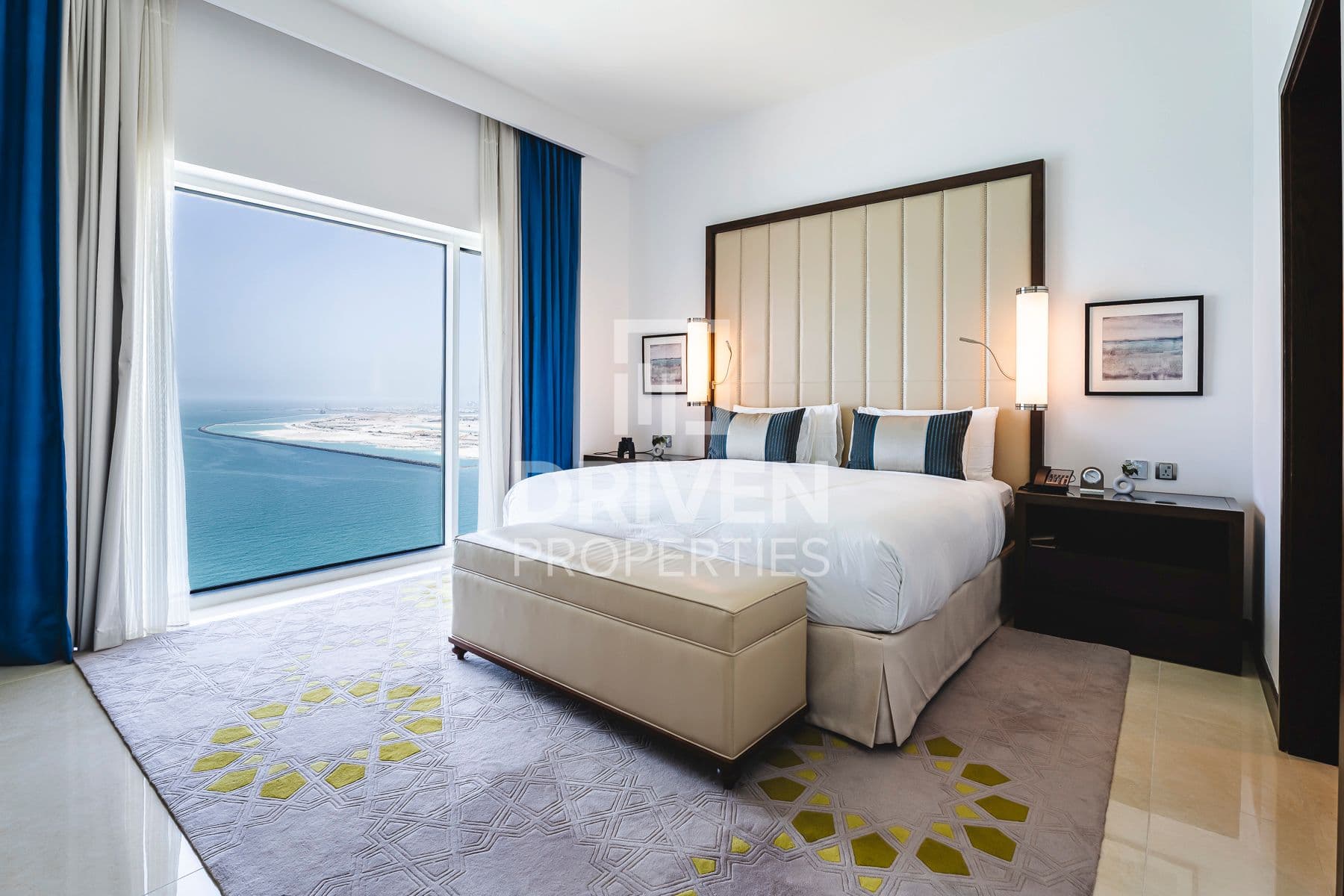 Fairmont Marina Residences