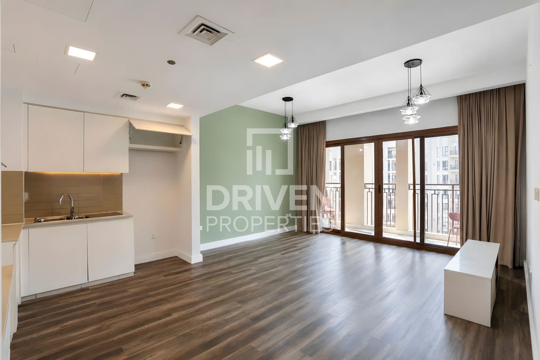 Zahra Breeze Apartments 3A