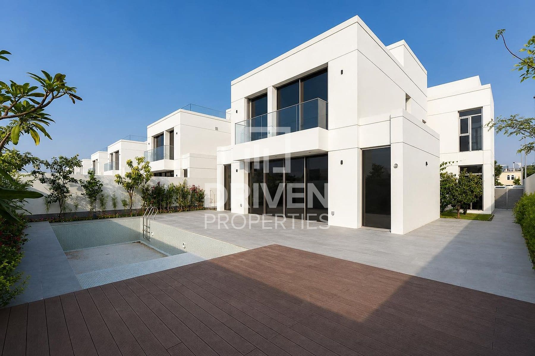 Sunrise Living at Jumeirah Park