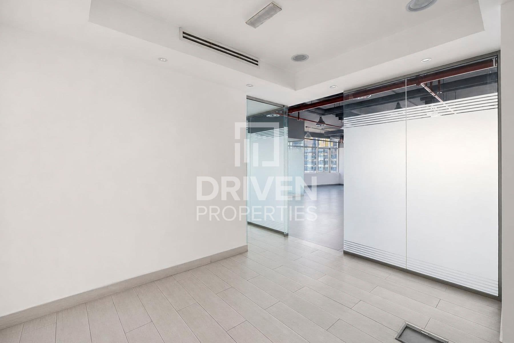 Mazaya Business Avenue AA1
