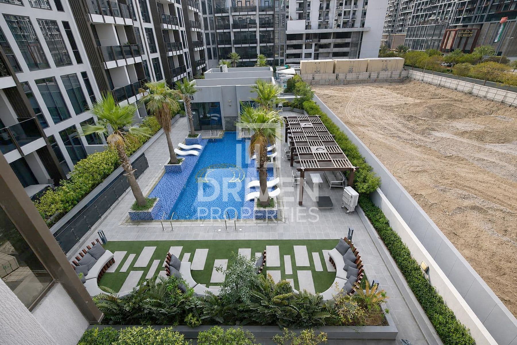 Chaimaa Avenue 1