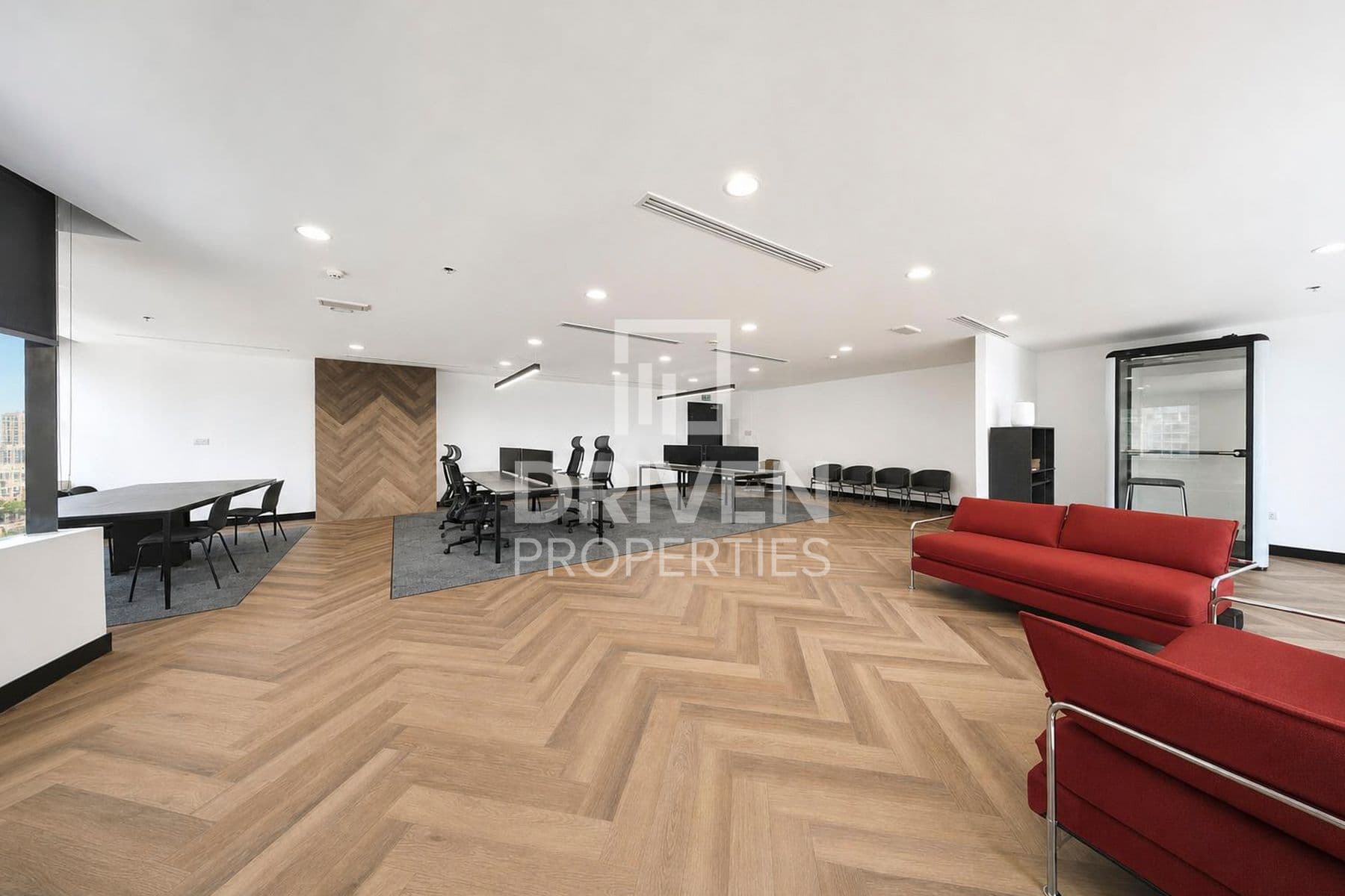Mazaya Business Avenue AA1
