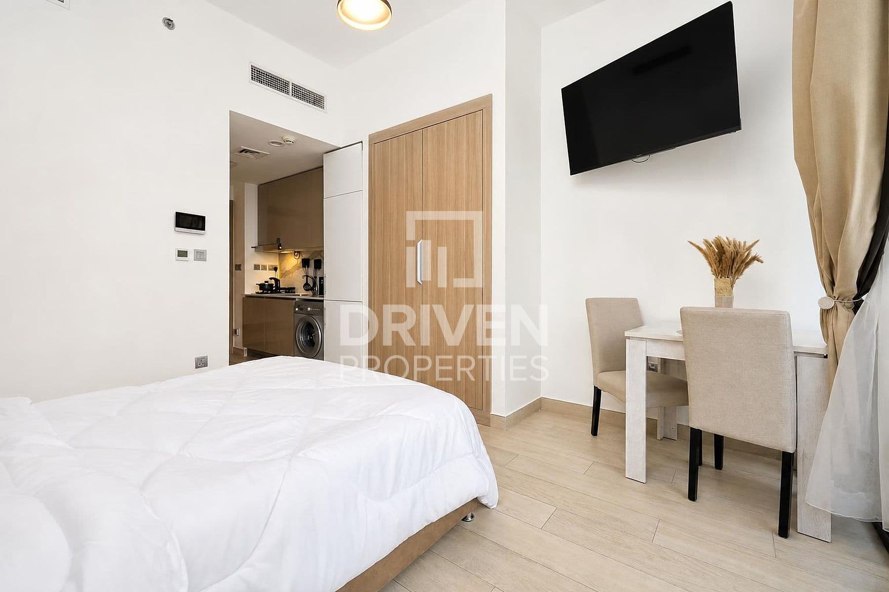 AZIZI Riviera 16