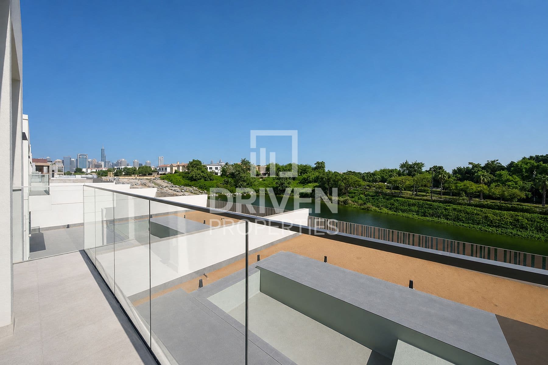 Sunrise Living at Jumeirah Park